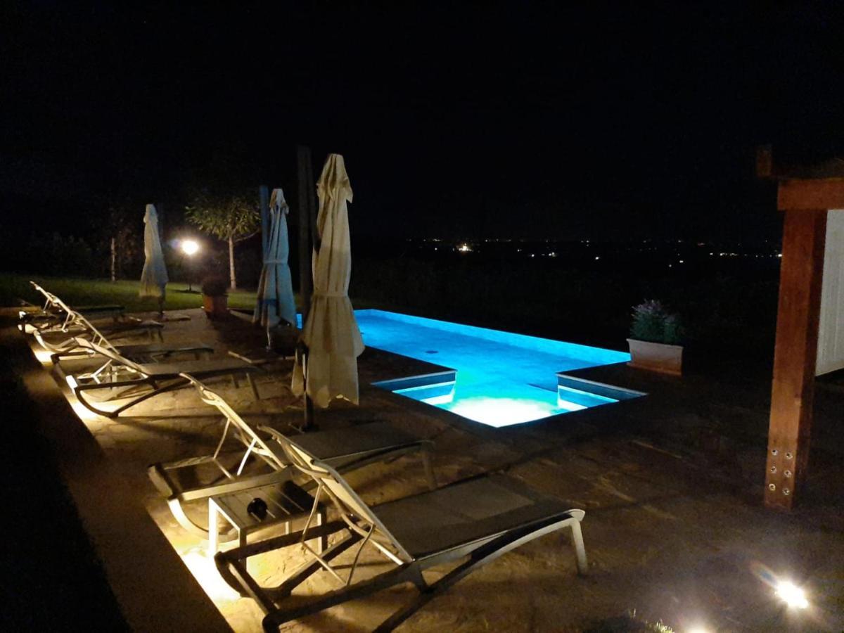 Relais Juliette Hotel La Morra Bagian luar foto