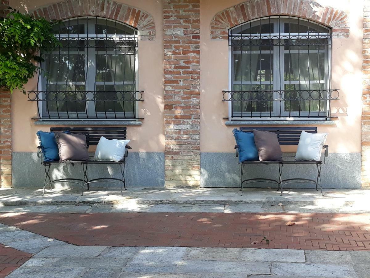 Relais Juliette Hotel La Morra Bagian luar foto